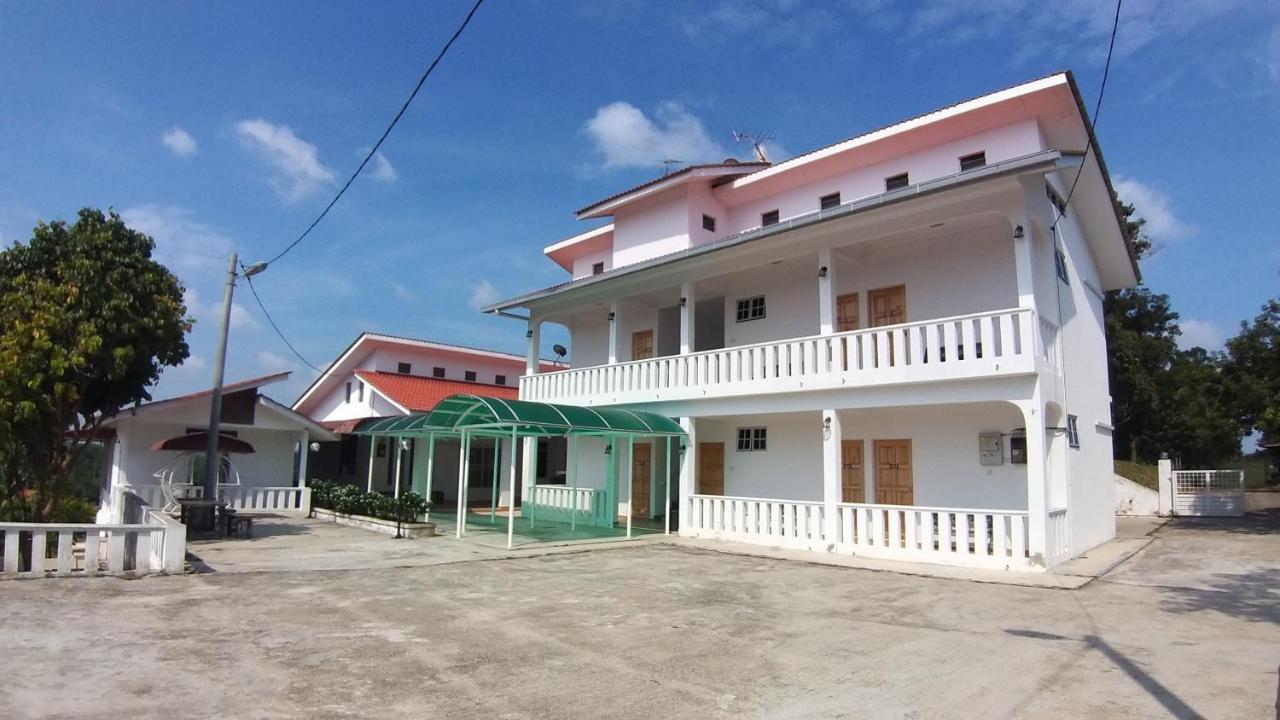 Seri Dusun Sepang Homestay & Event Space ภายนอก รูปภาพ