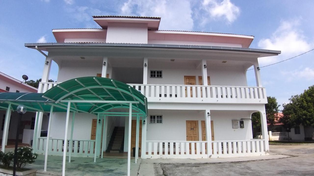 Seri Dusun Sepang Homestay & Event Space ภายนอก รูปภาพ