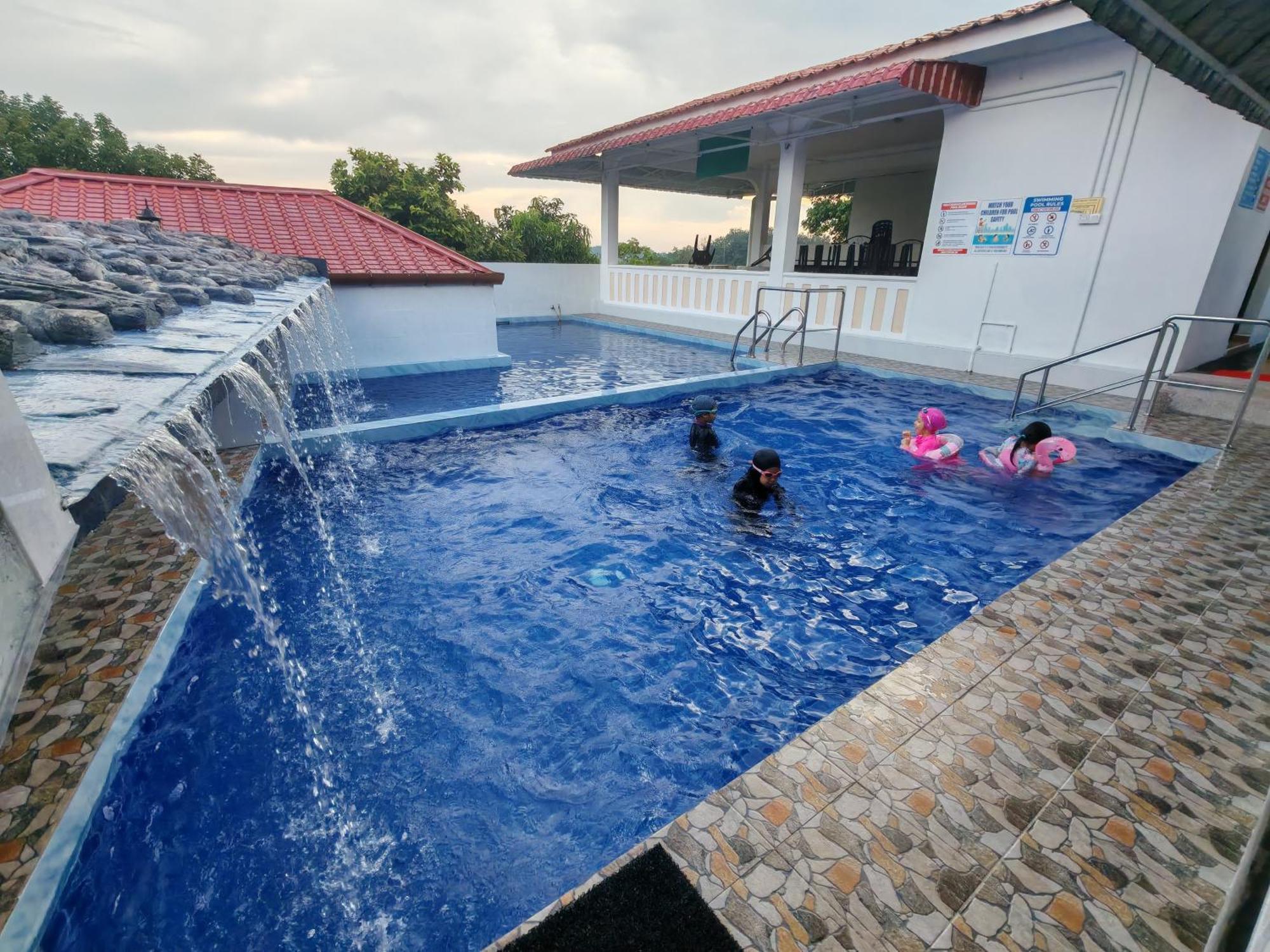 Seri Dusun Sepang Homestay & Event Space ภายนอก รูปภาพ